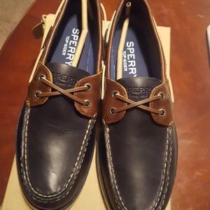 Sperry Loafer
